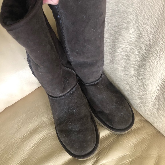 ugg classic tall chocolate